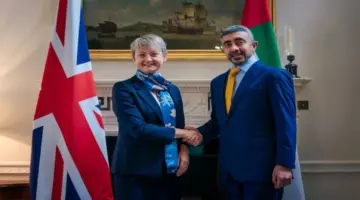 عبدالله بن زايد ووزيرة خارجية بريطانيا يبحثان الاعتداء الإرهابي الغادر على محيط محطة براكة
